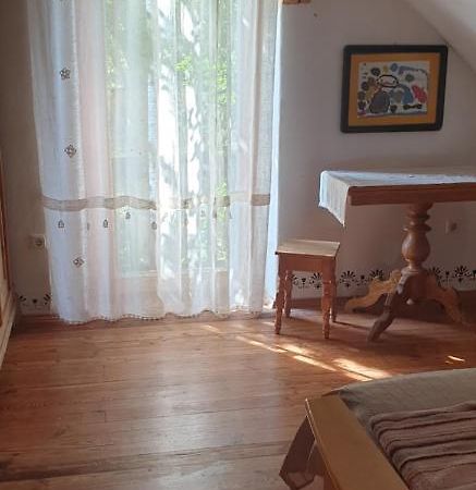 Majiga Istaba Ar Balkonu Un Vannasistaba, Bezmaksas Velo Noma Iecava Bagian luar foto